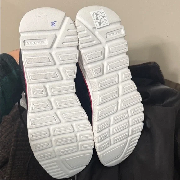 Skechers Women's Black and Pink Wide Fit Sneakers - Picture 3 of 5